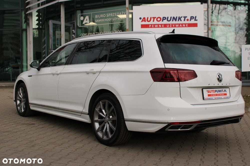 Volkswagen Passat - 7