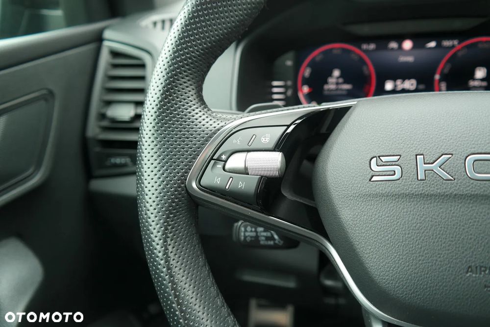 Skoda Karoq 1.5 TSI ACT Sportline DSG - 17