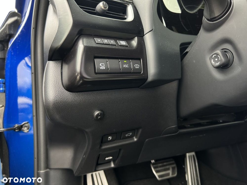 Lexus UX 300h F Sport - 12