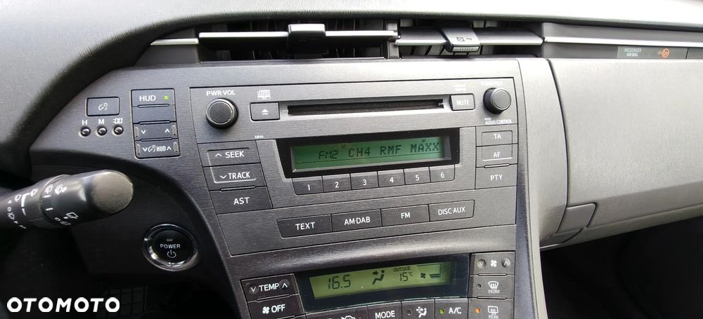 Toyota Prius (Hybrid) Executive - 20