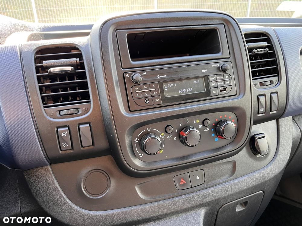 Opel Vivaro/Trafic LONG 1.6 CDTI 120KM - Pojedyncza Turbina/ Jedyne 134 Tys.KM/ Tempomat/ Klima/ Polski Salon, Pierwszy Właściciel/ BEZWYPADKOWY/ FV 23%/ Zadbany Egzemplarz !!! - 28