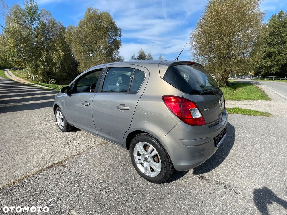 Opel Corsa - 11