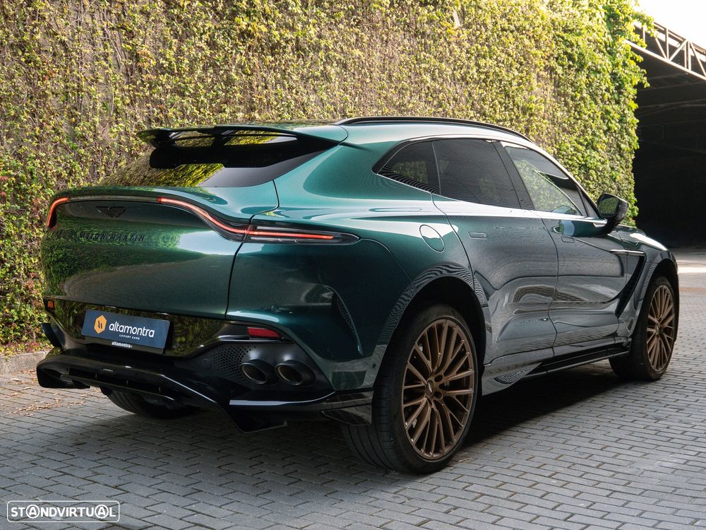 Aston Martin DBX 707 - 13
