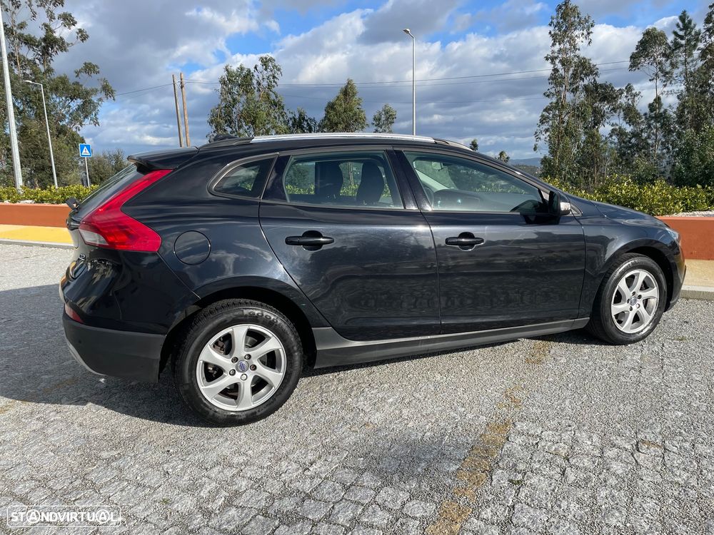 Volvo V40 Cross Country D2 Powershift Kinetic - 4