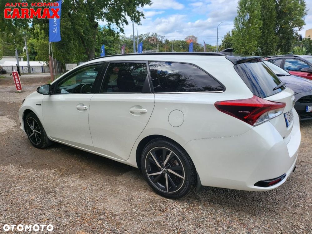 Toyota Auris - 5