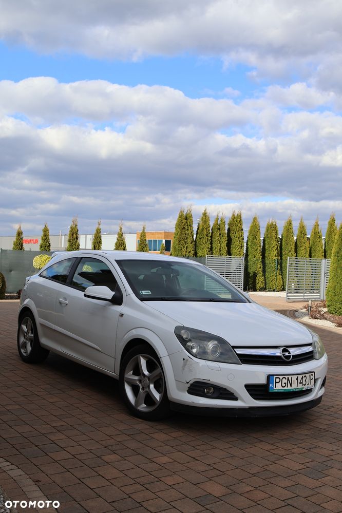 Opel Astra 2.0 T Cosmo - 2