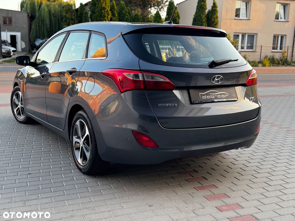 Hyundai i30 1.4 Passion Plus - 25