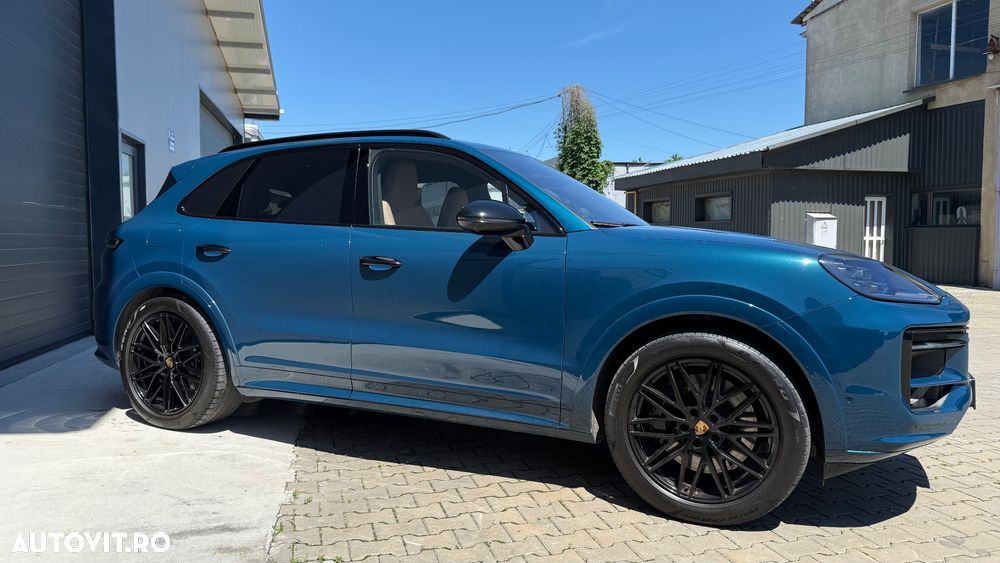 Porsche Cayenne S - 4