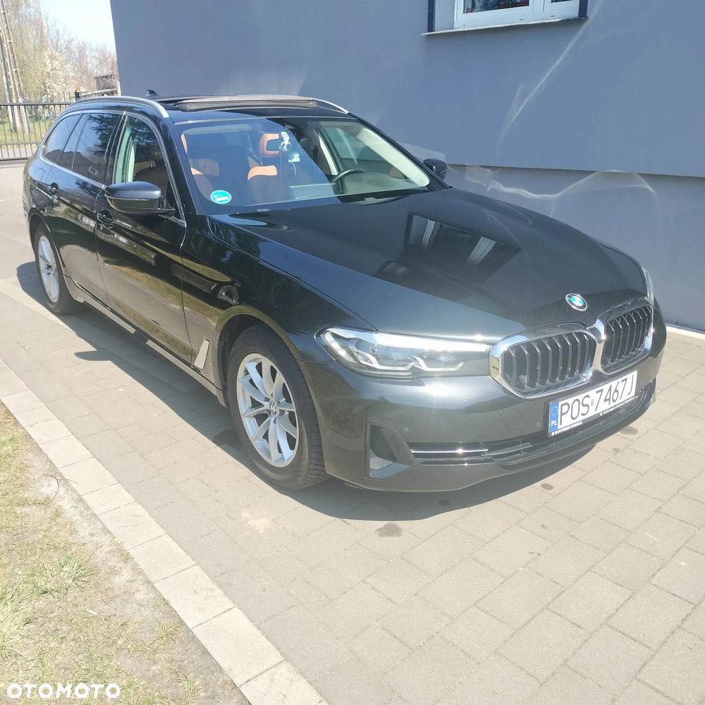 BMW Seria 5 520d xDrive Sport Line - 7