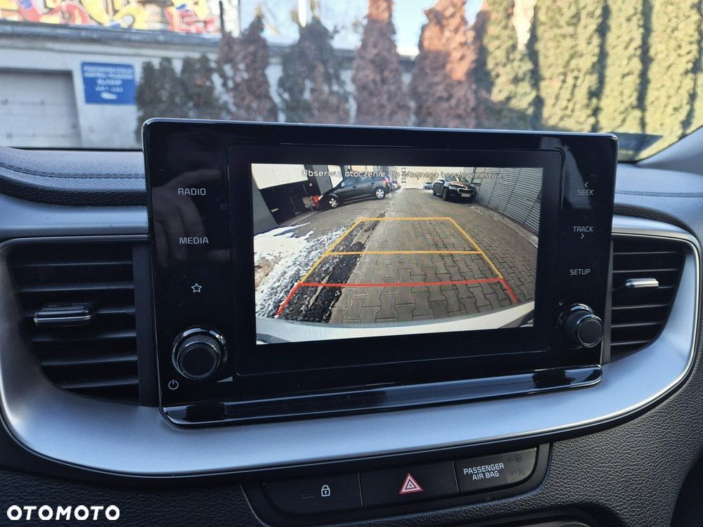 Kia Ceed 1.6 CRDi mHEV M - 28