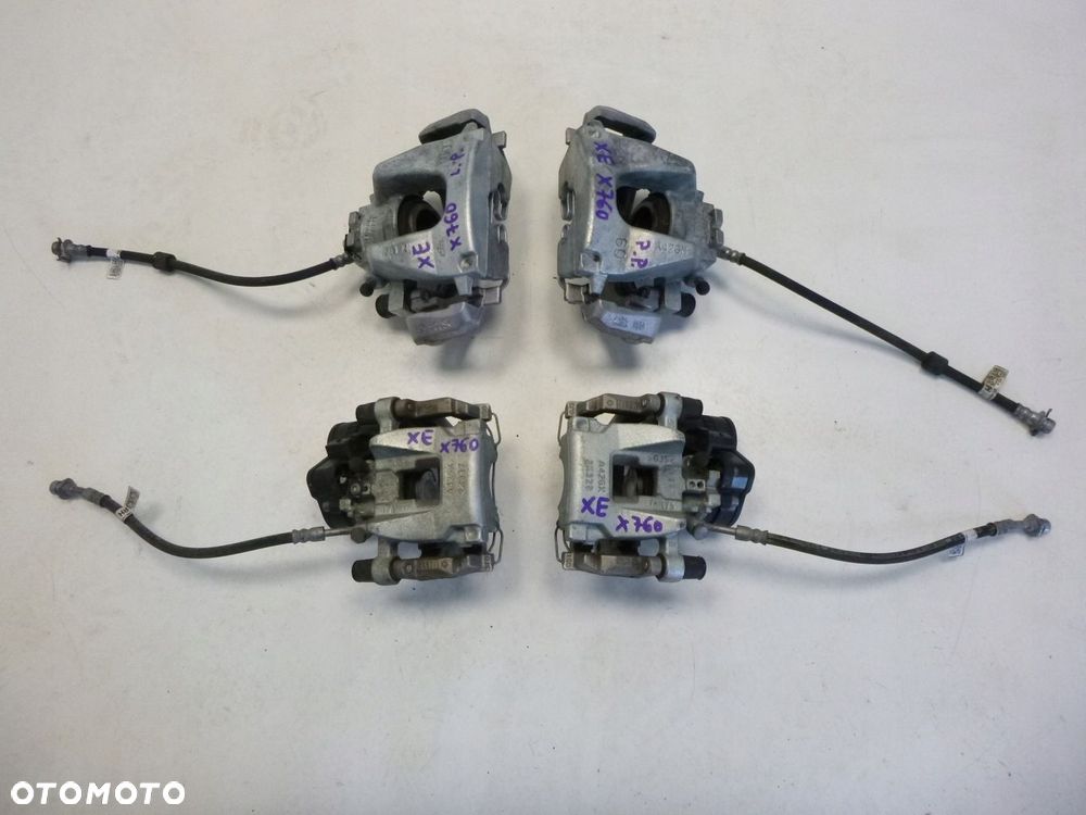 JAGUAR XE X760 ZACISK HAMULCOWY PRAWY LEWY PRZÓD - 2