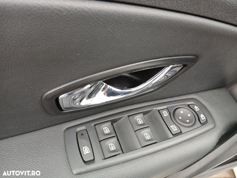 Renault Fluence 1.6 dCi Dynamique - 9