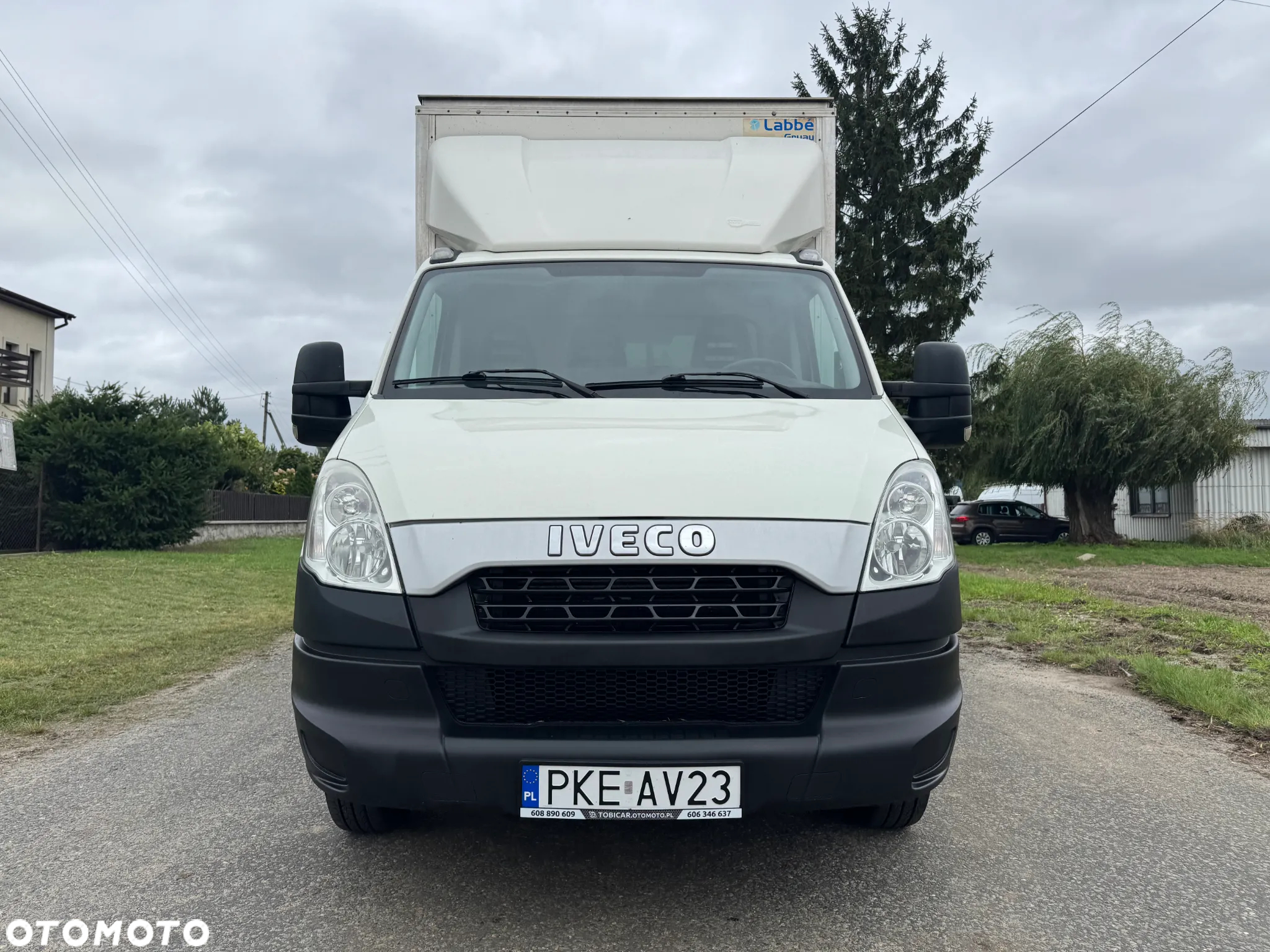 Iveco 35C15 * 3.0 / 150KM * Kontener / Rama * Koła bliźniacze * Rozstaw osi: 4.1m * - 4