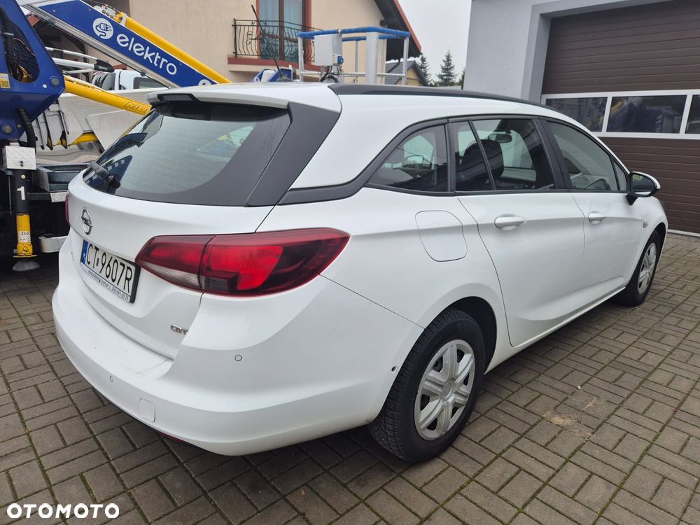 Opel Astra 1.0 T Essentia S&S - 3