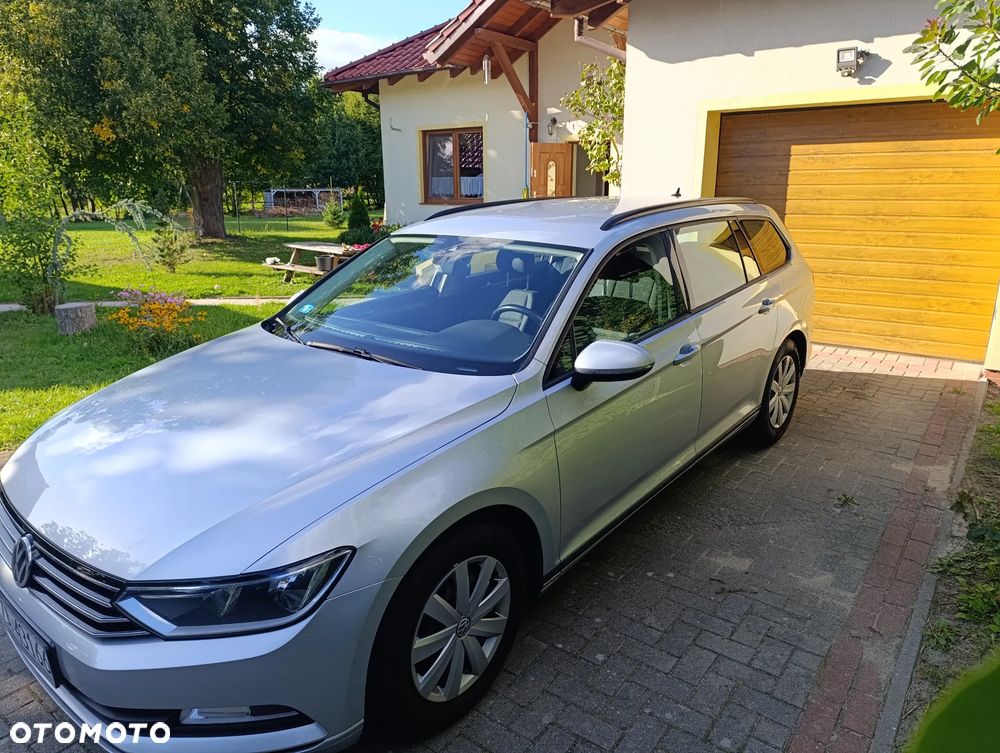 Volkswagen Passat 2.0 TDI BMT Trendline - 3
