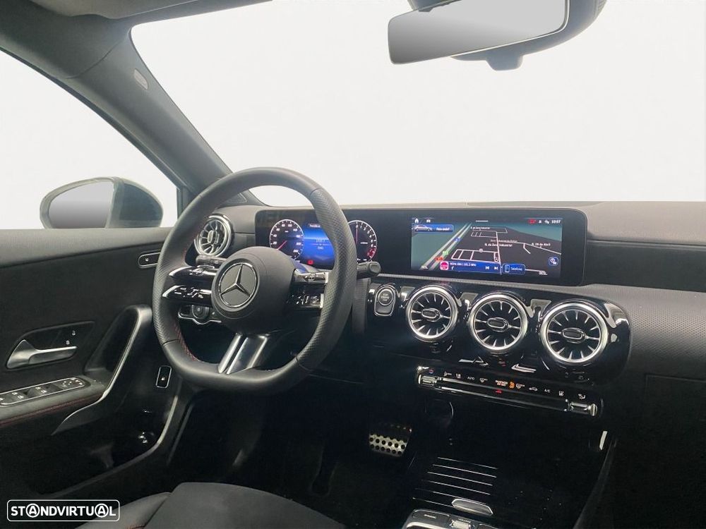 Mercedes-Benz A 250 e - 10