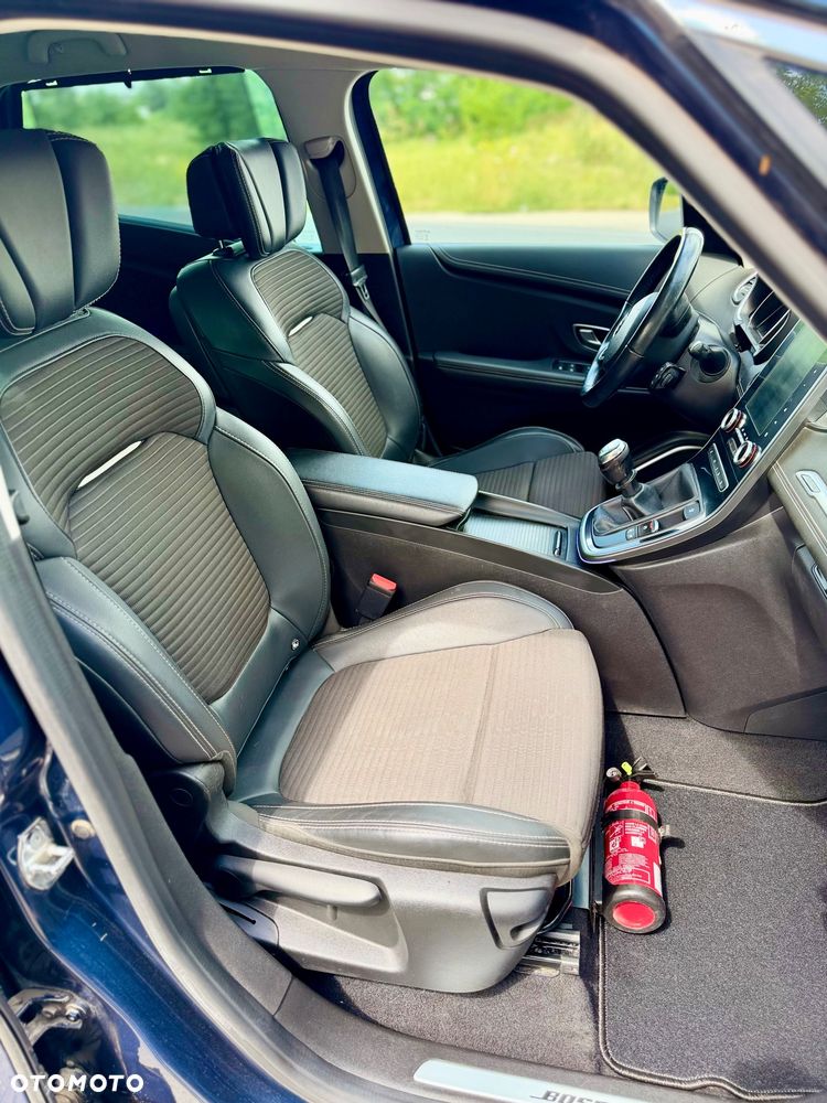 Renault Scenic Energy TCe 130 S&S Bose Edition - 12