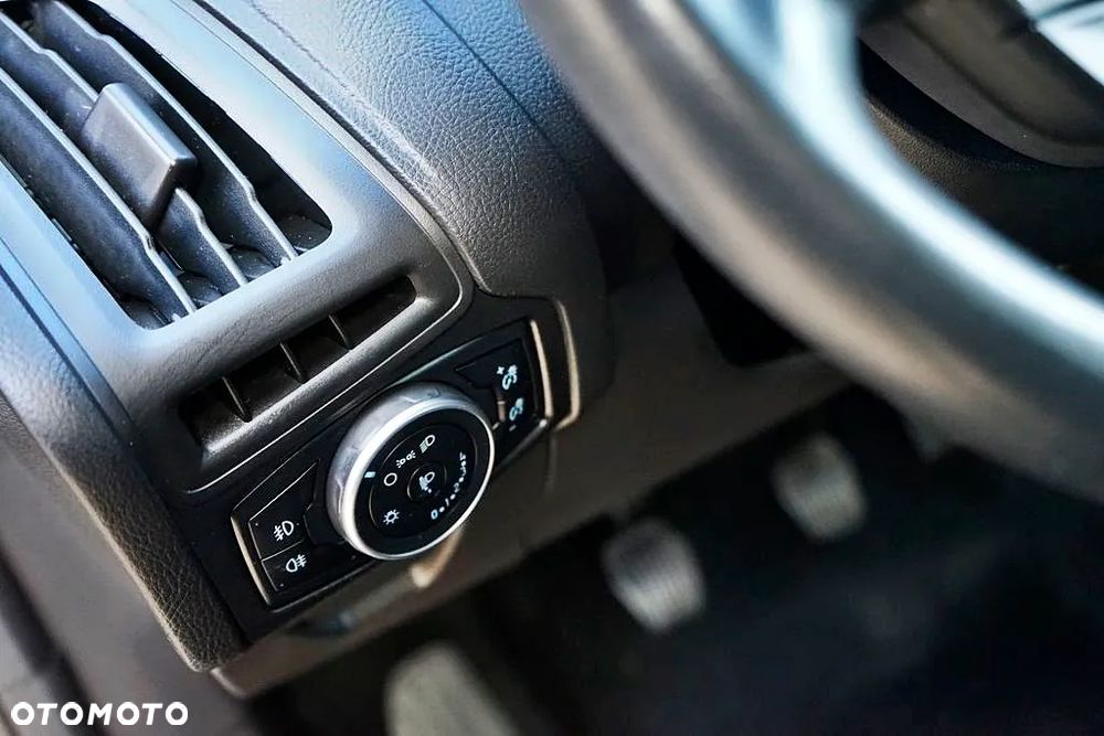 Ford Focus 1.0 EcoBoost SYNC Edition ASS - 23