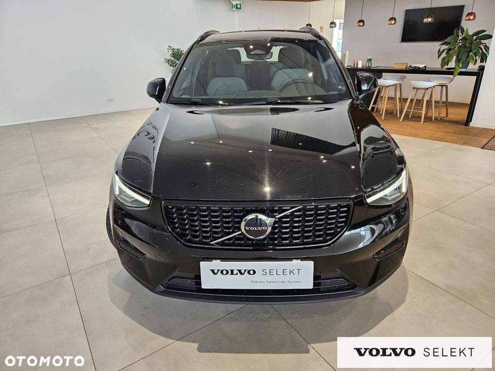 Volvo XC 40 - 3