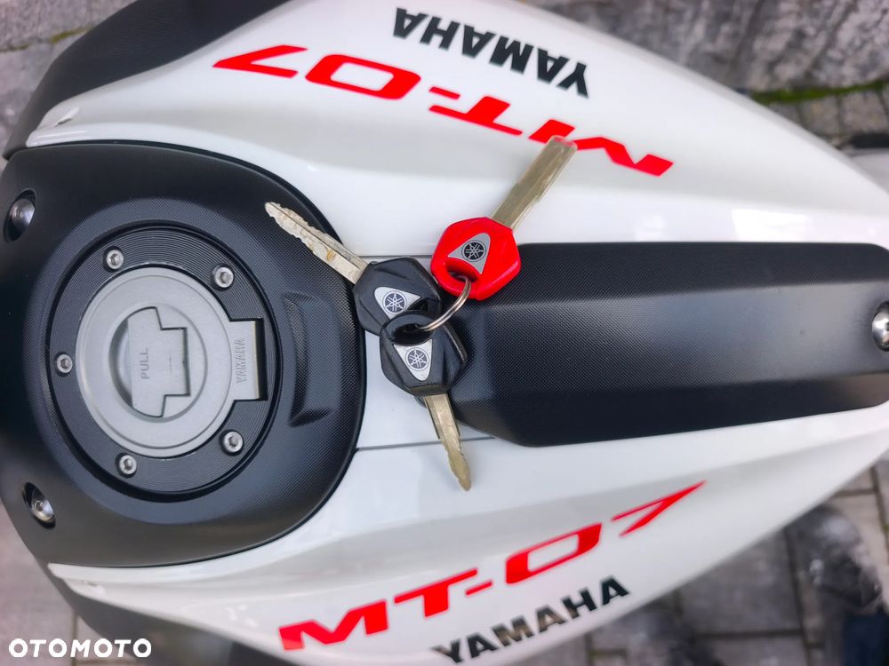 Yamaha MT - 20