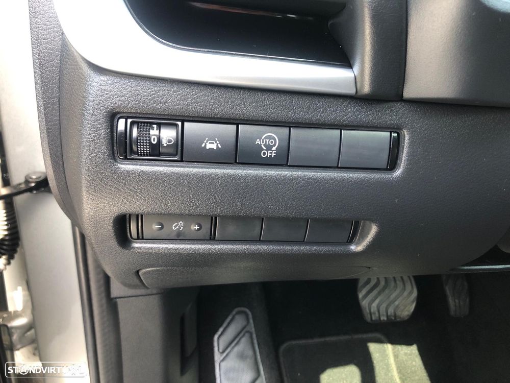 Nissan Qashqai 1.3 DIG-T N-Connecta LED Xtronic - 24