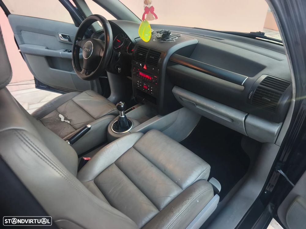 Audi A2 1.4 TDi Ambiente - 22