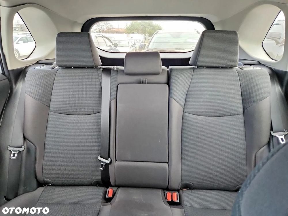 Toyota RAV4 - 10