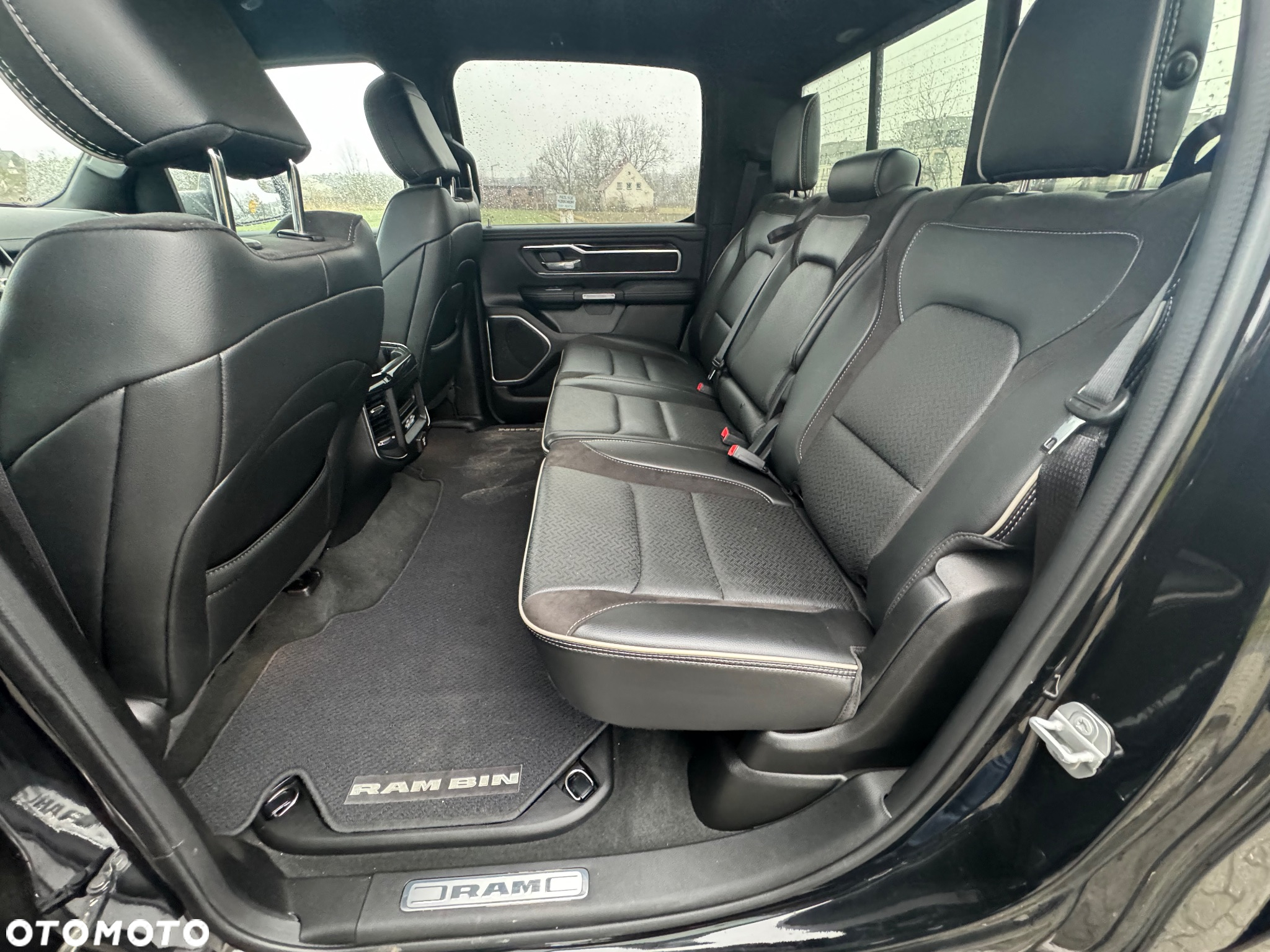 RAM 1500 5.7 Crew Cab Laramie - 13