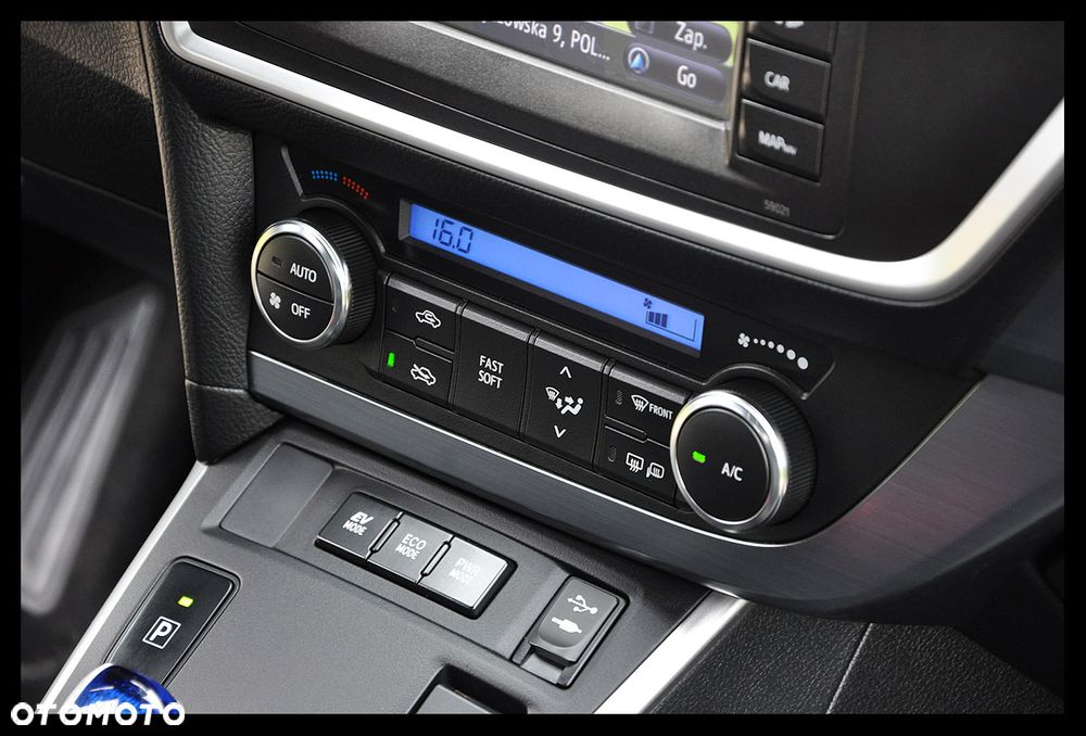 Toyota Auris - 29
