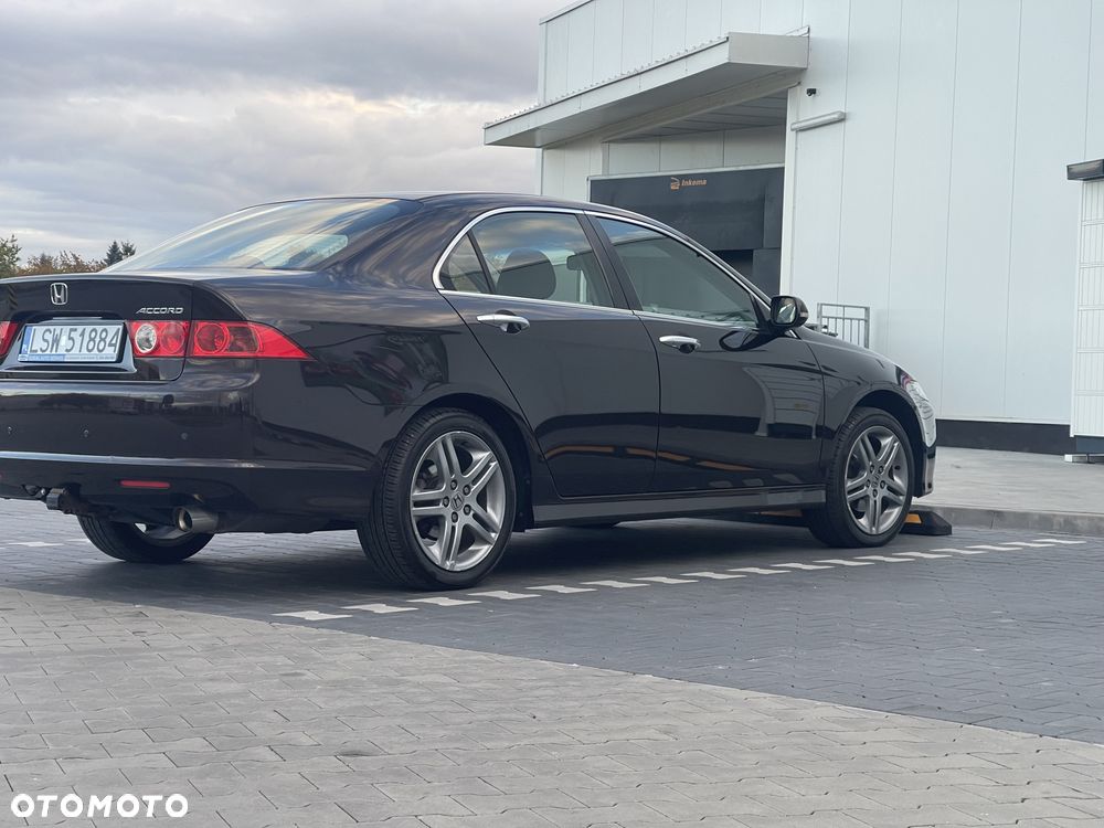 Honda Accord 2.0 i Comfort - 2