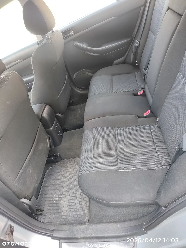 Toyota Avensis 2.2 D-4D Sol NAVI - 5
