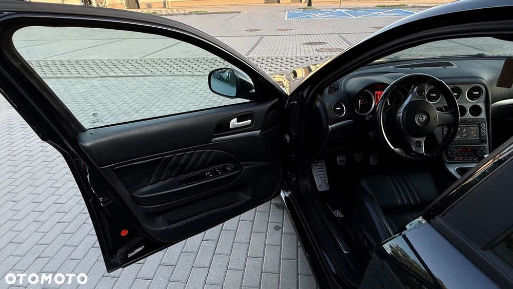 Alfa Romeo 159 2.4JTDM ti - 15