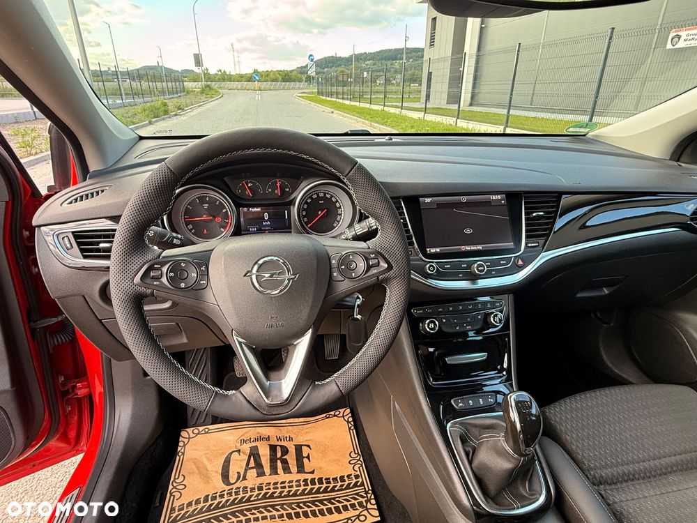Opel Astra 1.4 Turbo Innovation - 29