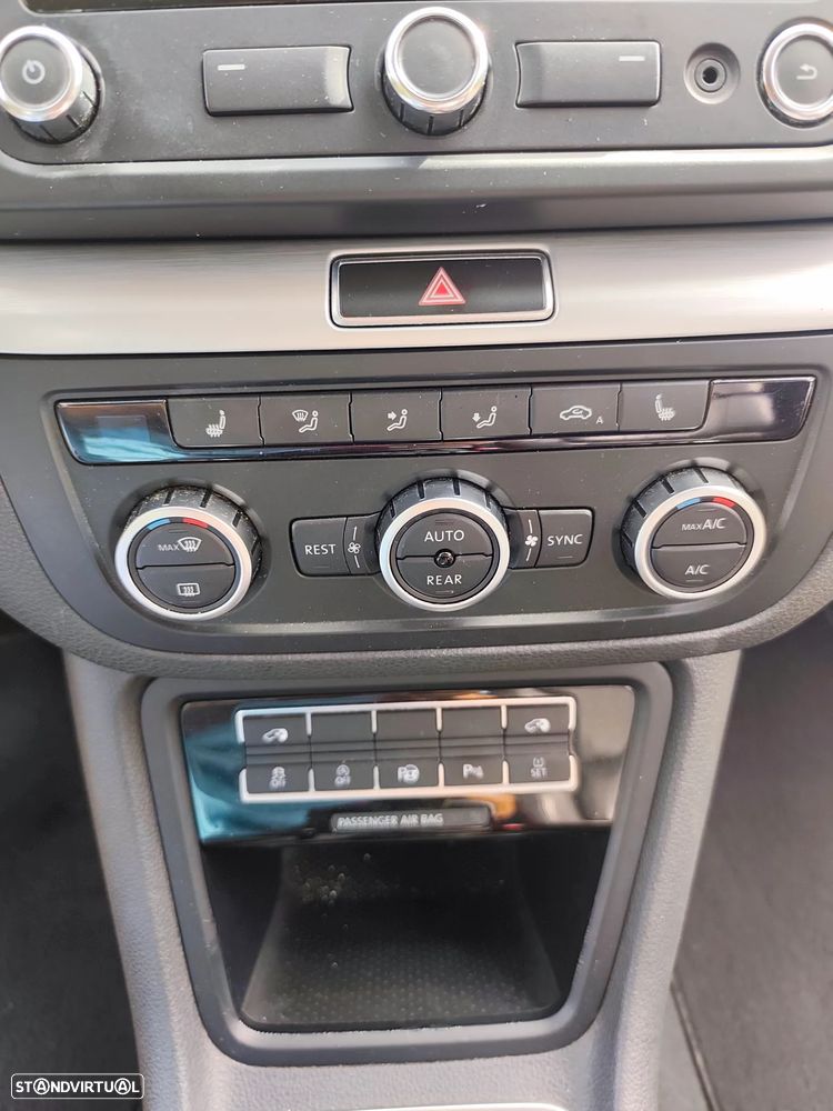 VW Sharan 2.0 TDI Highline - 22