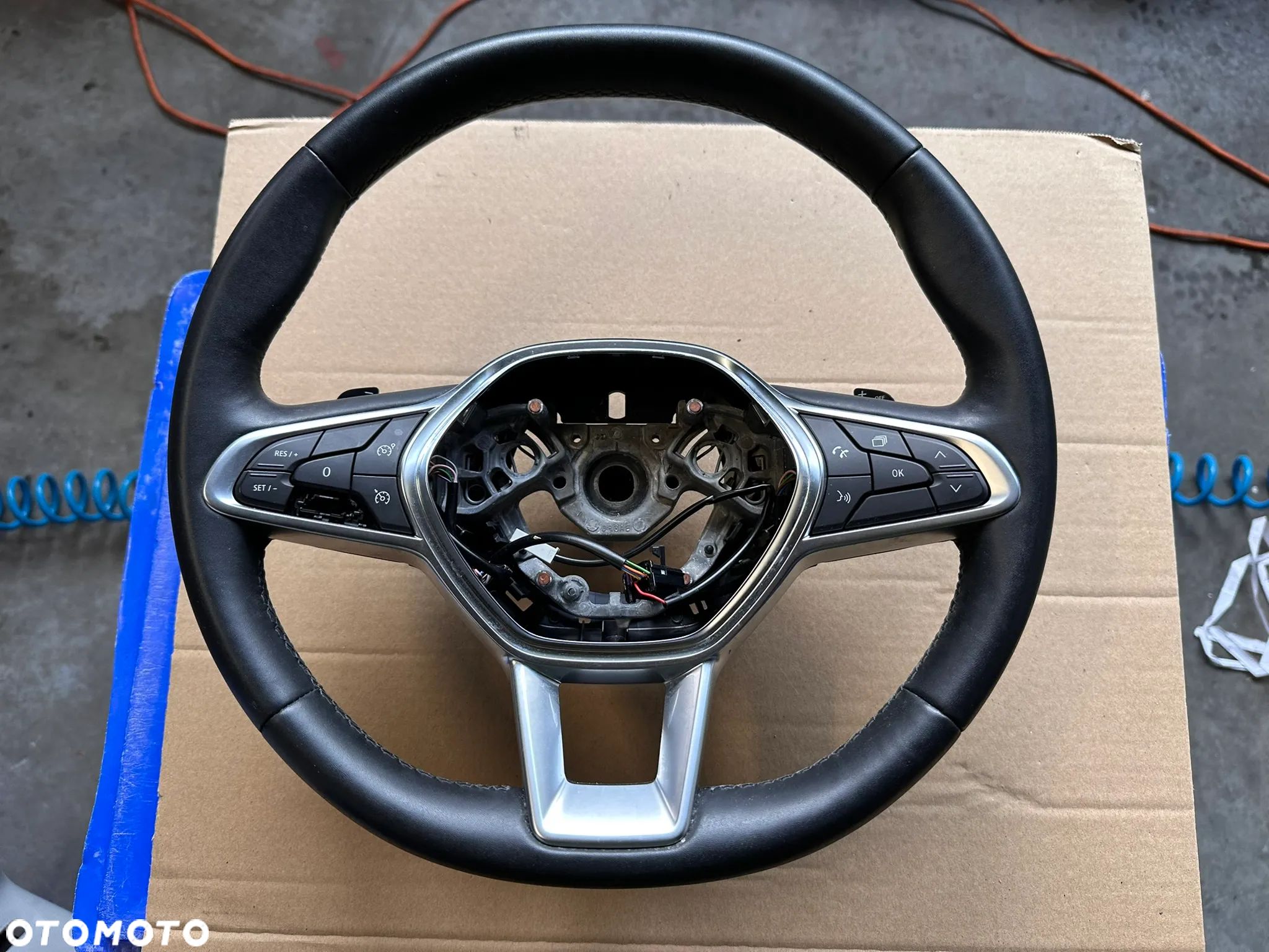 Kierownica Renault Captur II, Clio V - 1