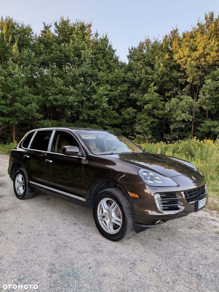Porsche Cayenne - 4