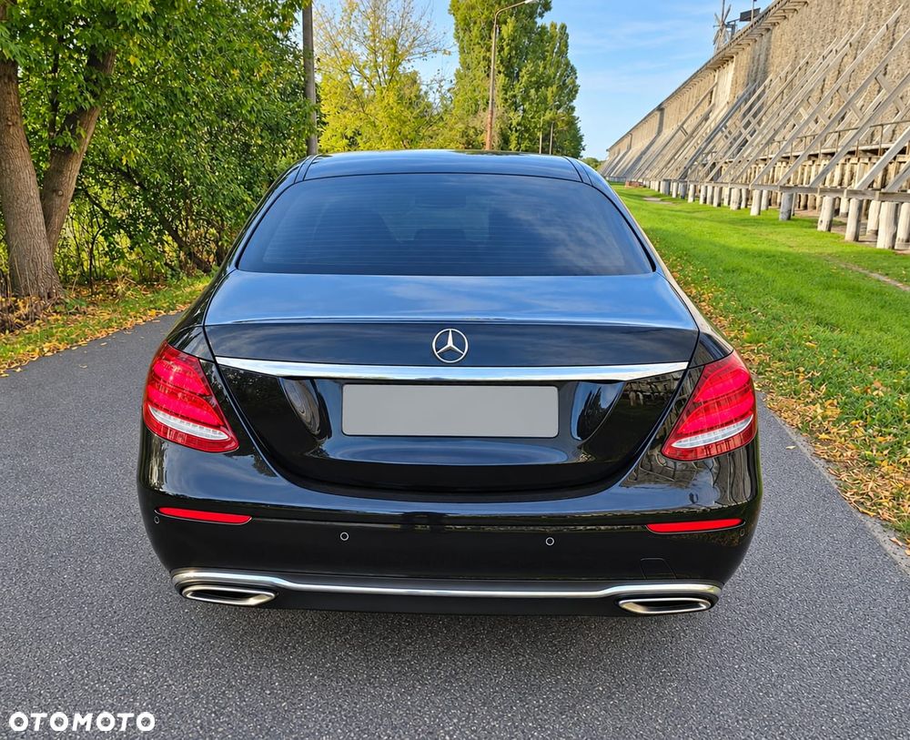Mercedes-Benz Klasa E 200 9G-TRONIC - 5