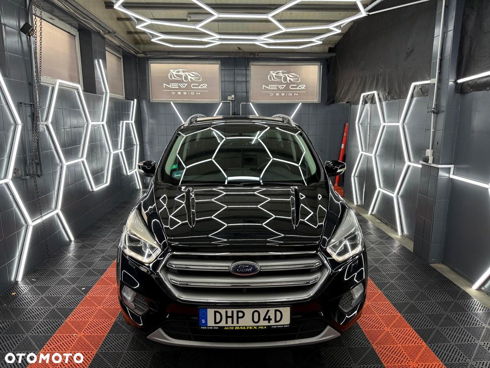 Ford Kuga 1.5 EcoBoost 2x4 Titanium - 12