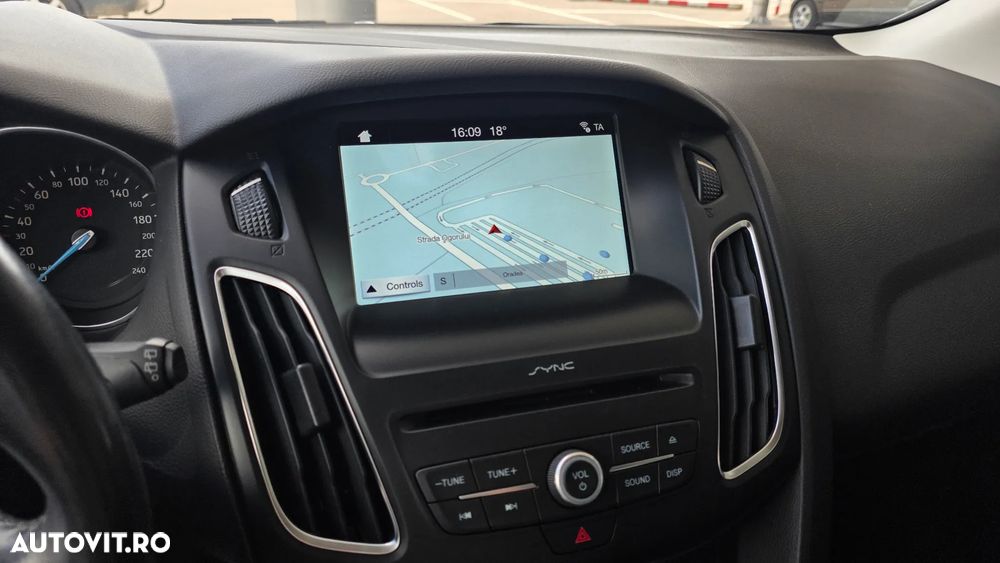 Ford Focus 1.5 EcoBlue Trend - 24