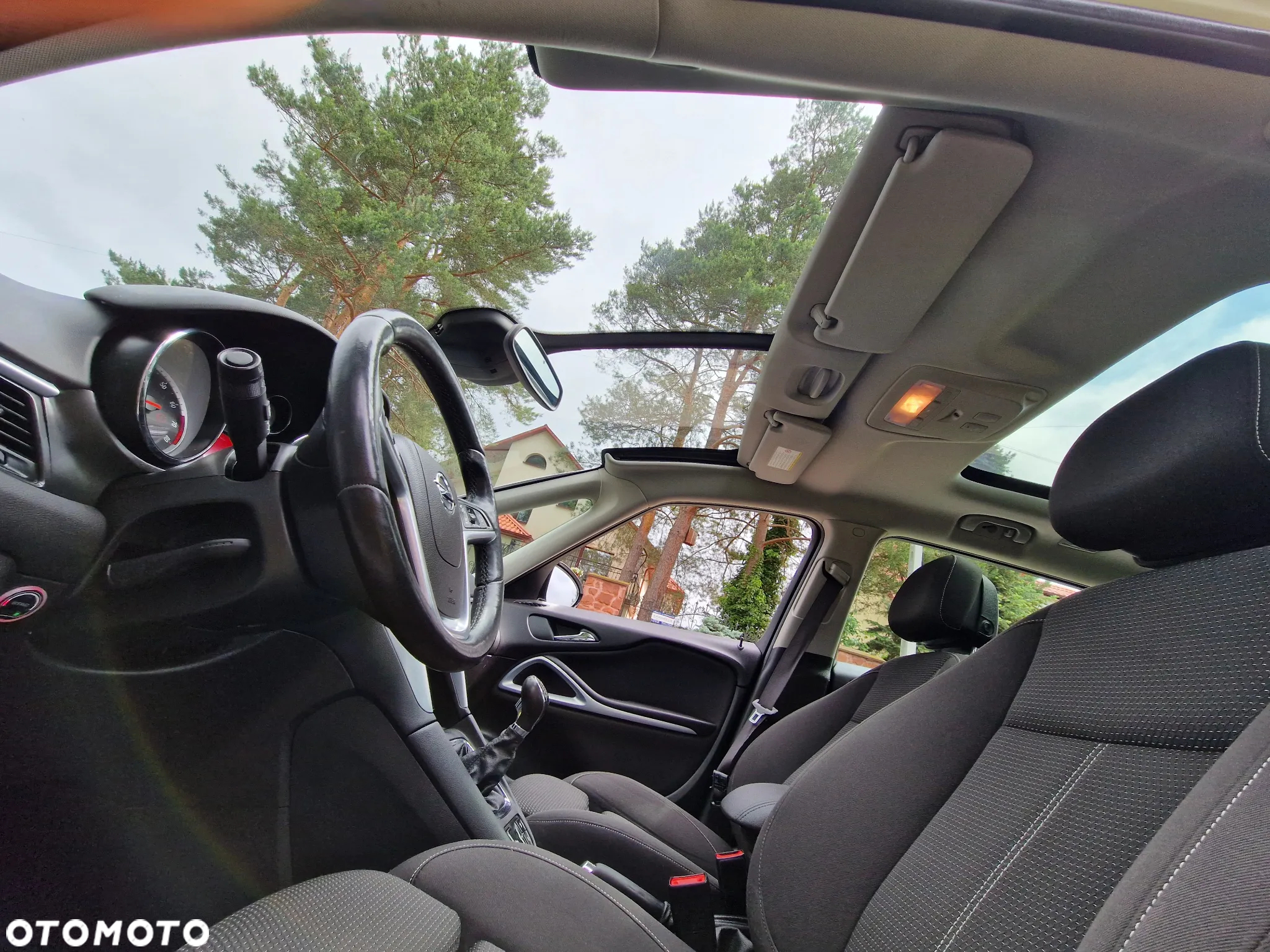 Opel Zafira 1.6 T SIDI Cosmo S&S - 33