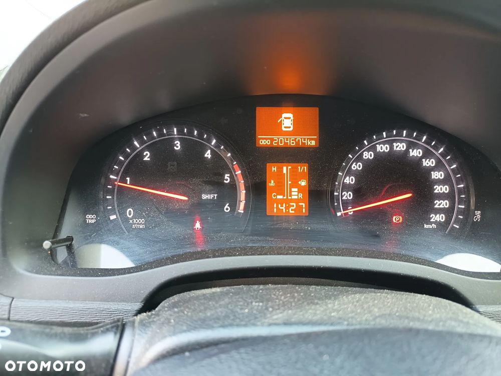 Toyota Avensis 2.0 D-4D Active - 9