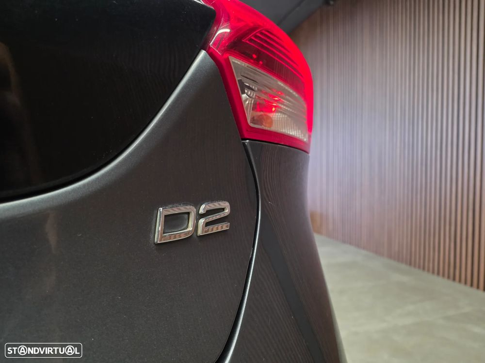 Volvo V40 D2 Summum - 31