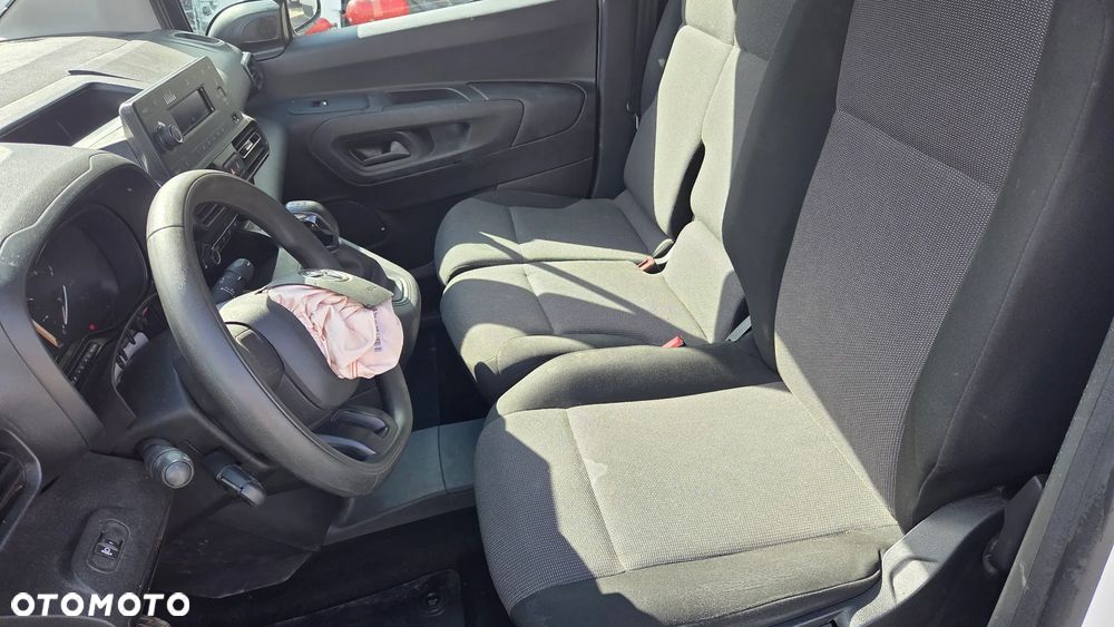 Toyota Proace city - 18