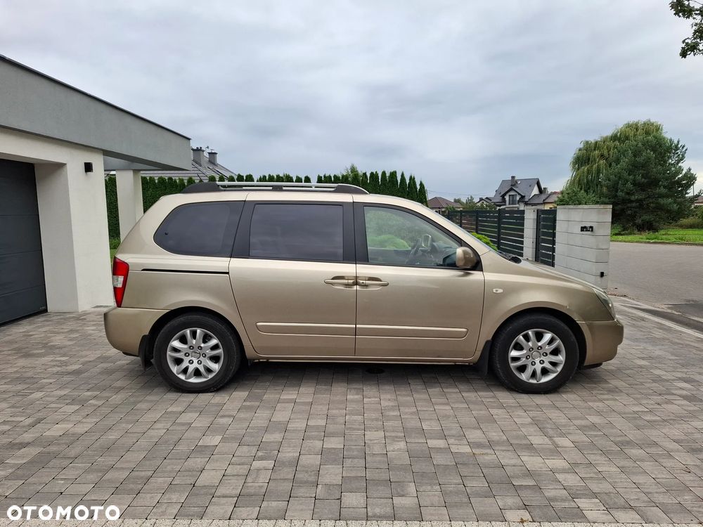 Kia Carnival 2.9 CRDi Tour - 3