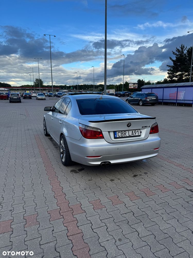 BMW Seria 5 530d - 14