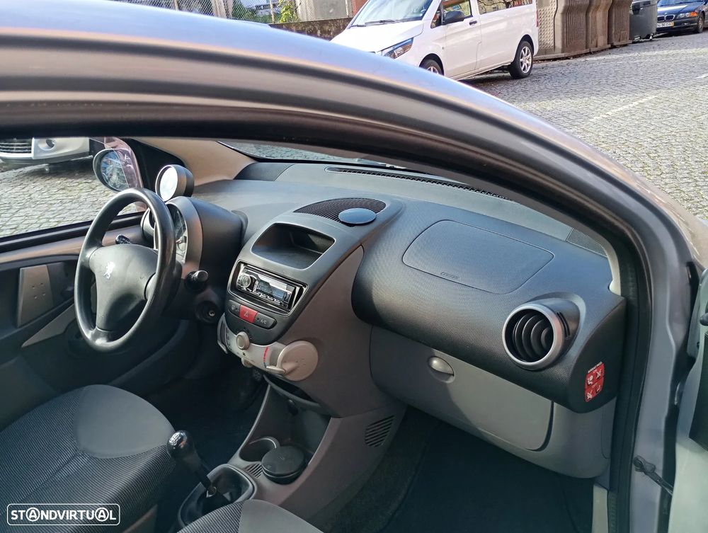 Peugeot 107 1.0 Black&Silver - 3