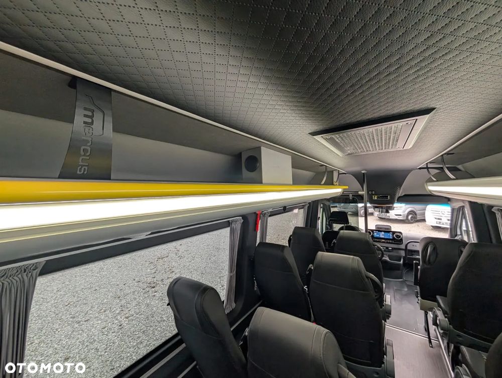 Mercedes-Benz Sprinter 519 - 23