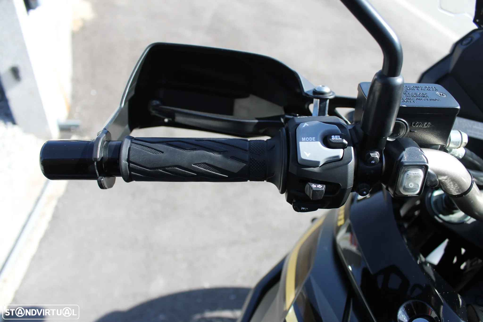 Suzuki DL V-STrom XT Adventure - 23