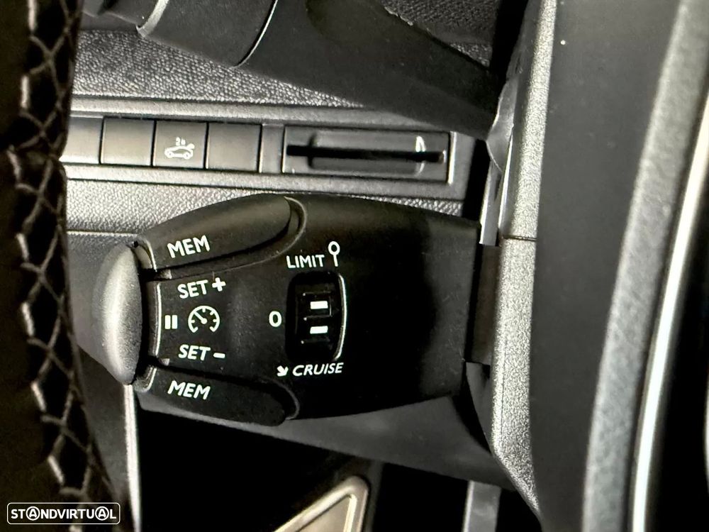 Peugeot 3008 1.6 BlueHDi GT Line - 43