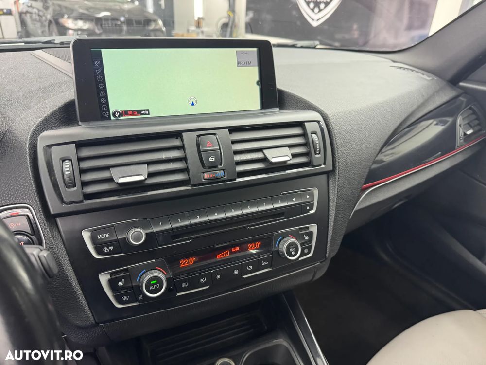 BMW Seria 1 120d Aut. - 27